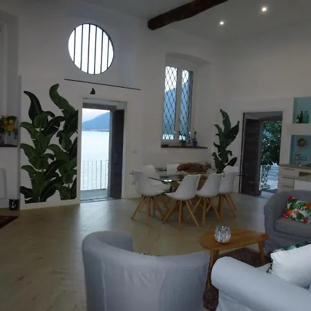 Casa Lago Directly On The Beach